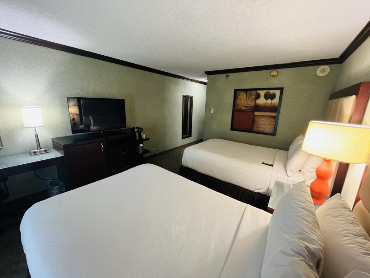 Wingate Houston Near Nrg Park/Medical Center Hotel Exterior photo
