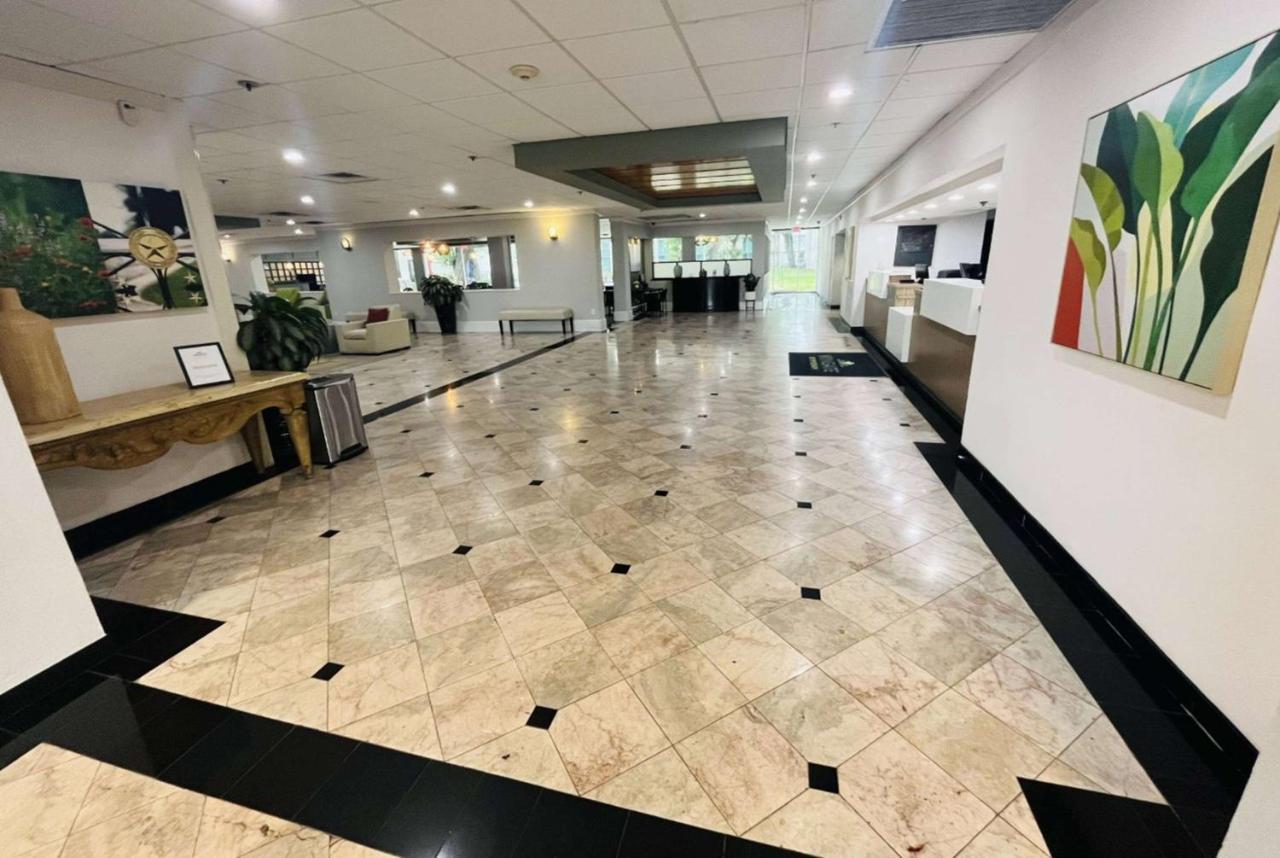 Wingate Houston Near Nrg Park/Medical Center Hotel Exterior photo